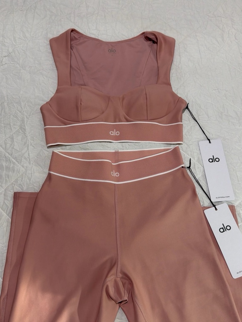 ALO Yoga Women’s Vintage Pink Ribbed Waist Sports Bra & High-Rise Leggings Set